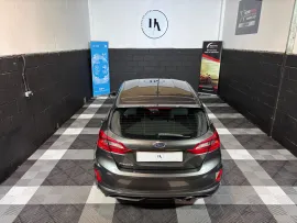 Voiture Ford Fiesta