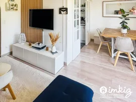 Vente T4 rénové de 86 m² – Dernier étage – Balcon