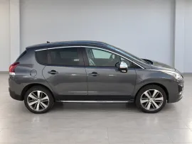 Voiture PEUGEOT 3008 - 1.6 Blue-HDi 120 CV FELINE - 6 CV