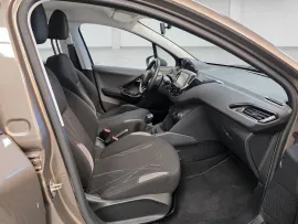 Voiture PEUGEOT 208 - 1.4 Hdi 70 CV ACTIVE - 4 CV