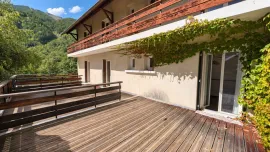 Vente Pelvoux : T3 à aménager avec terrasse de 60m²