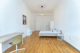 Colocation Bornholmer Straße, Berlin