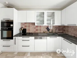 Vente Maison 6 pièces rénovée avec garage - piscinable