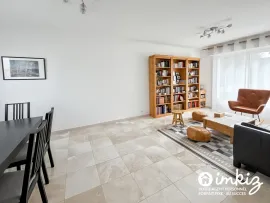 Vente Maison 6 pièces rénovée avec garage - piscinable