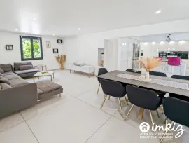 Vente Belle propriété, beaucoup d'espace et piscine