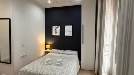 Location Calle de las Hileras, Madrid