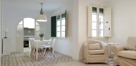 Location Carrer de Jacint Labaila, Valencia