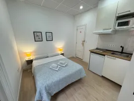 Location Calle de las Hileras, Madrid