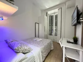 Location Calle de las Hileras, Madrid