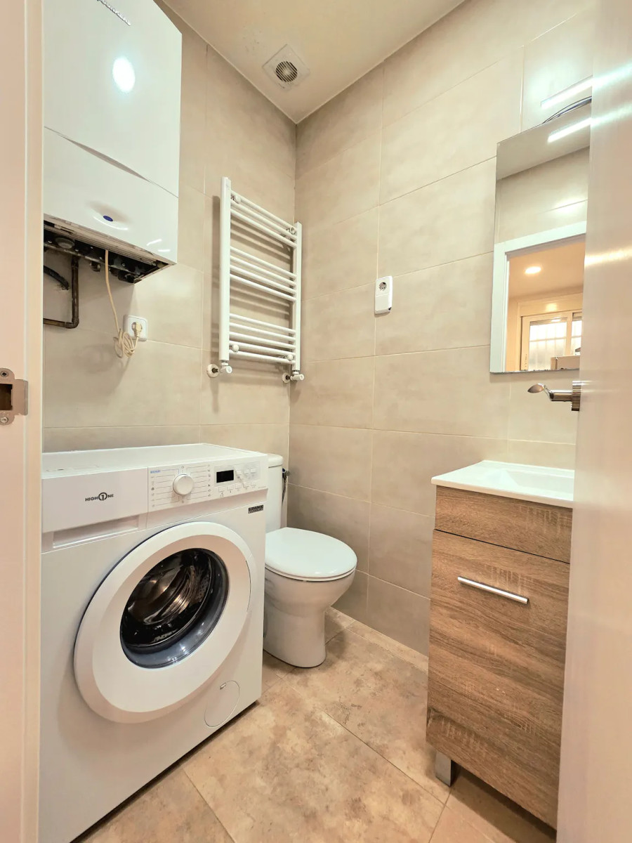 Location Calle de Caravaca, Madrid