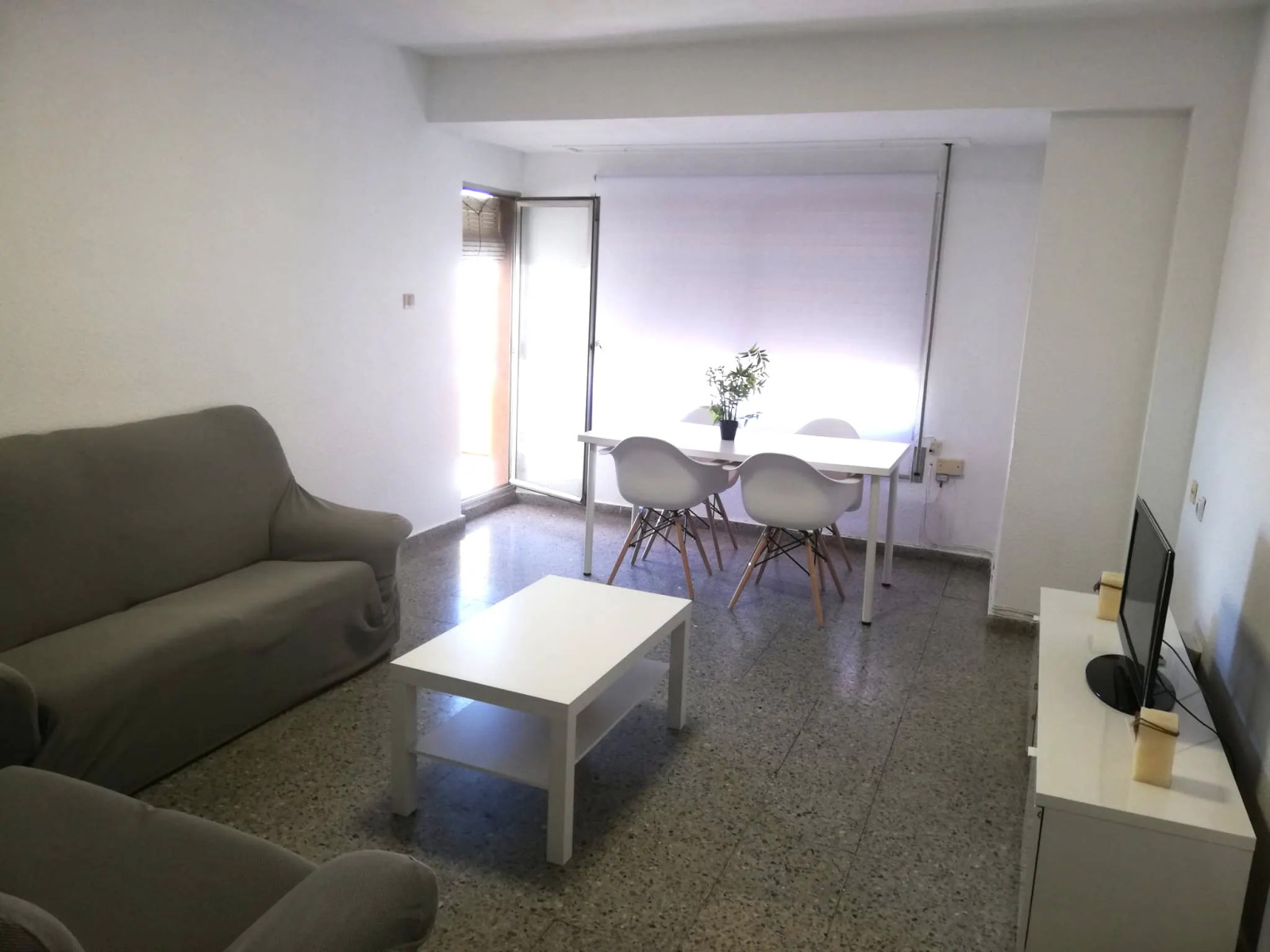 Colocation Carrer de Polo y Peyrolón, Valencia