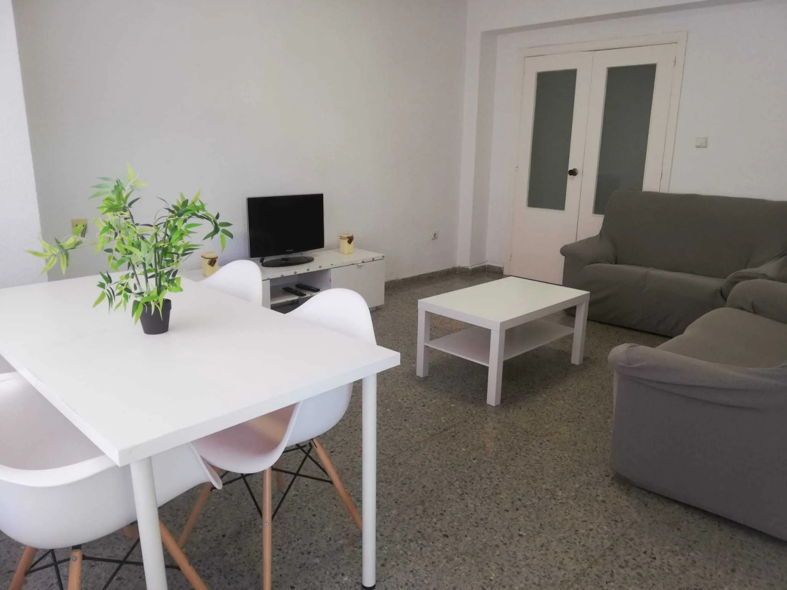 Colocation Carrer de Polo y Peyrolón, Valencia
