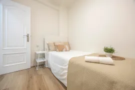 Carrer de l'Escultor Josep Capuz, Valencia Valencia