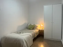 Carrer de Pere Cabanes, Valencia Valencia