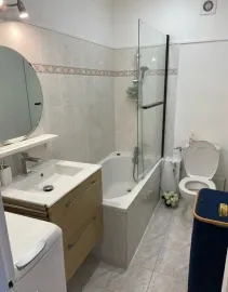 Location Beau studio meublé rénové 30m² calme et lumineux