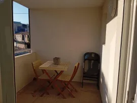 Location Location studio 24 m2 13008 avec balcon