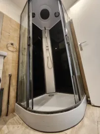 Location Appartement indépendant, dans maison de ville.