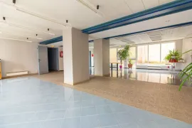 Location Studio lumineux dans résidence avec concierge