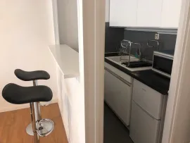 Location Beau studio meublé 27m² Lumineux et calme Parking