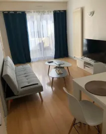 Location Beau F2 50m² calme et clair avec terrasse 28m²