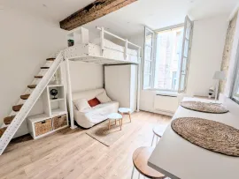 Location Très beau Studio meublé dans l'Ecusson