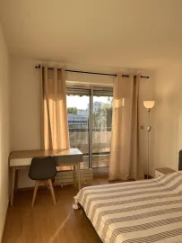 Colocation Chambre dispo dans coloc 78m² avec balcon