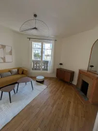 Location Appartement meublé - 65m² - Paris 15ème Dupleix