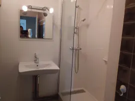 Colocation Agréable chambre ensoleillée chez l'habitante