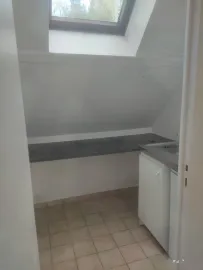 Location Beau studio 20m² partiellement meublé