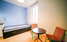 Superbe studio rénové et meublé 19m² Marseille 6e