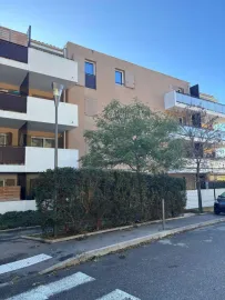 Location Beau T2 meublé 32m² avec terrasse, vue dégagée