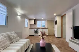 Location T2 meublé 34m² rénové lumineux avec jardin