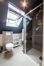 Location Studio meublé neuf sur cour intérieure calme