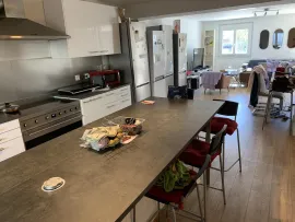 Colocation BELLE CHAMBRE AVEC SALLE DE BAIN PRIVATIVE