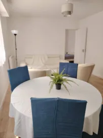 Location T2 confortablement meublé à deux pas du Jardin Pub
