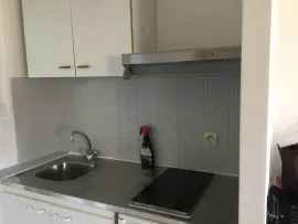 Location Beau studio 30 m² Lille