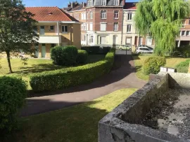 Location Beau studio 30 m² Lille