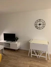 Location Studio meublé avec coin chambre