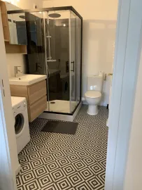 Location Studio meublé avec coin chambre