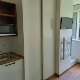 Location Beau studio meublé 11m² entièrement rénové