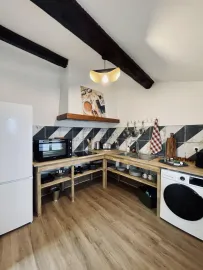 Location T3 80m2 Lumineux Spacieux AU CŒUR D'ARLES
