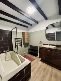 Location T3 80m2 Lumineux Spacieux AU CŒUR D'ARLES