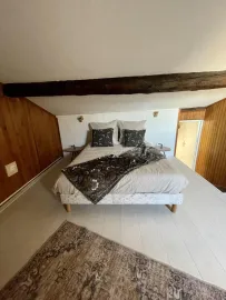 Location T3 80m2 Lumineux Spacieux AU CŒUR D'ARLES