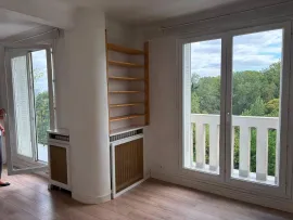 Location 50m² - Face au Parc des Buttes Chaumont