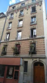 Location Joli 2P lumineux 50 m2 proche Buttes Chaumont