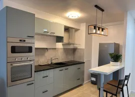 Location Beau 2P meublé design 44m² Oberkampf pour 6 mois
