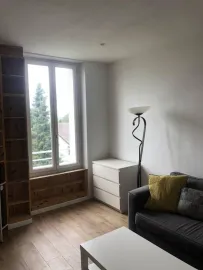 Location Appartement meublé 3 pièces très lumineux