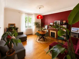 Colocation Chambre spacieuse et salon dans bel appartement
