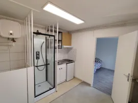 Colocation Chambre meublée dans maison avec accès indépendant