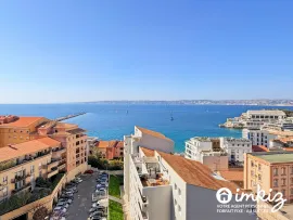 Appartement de caractère, calme, lumineux Marseille 7e